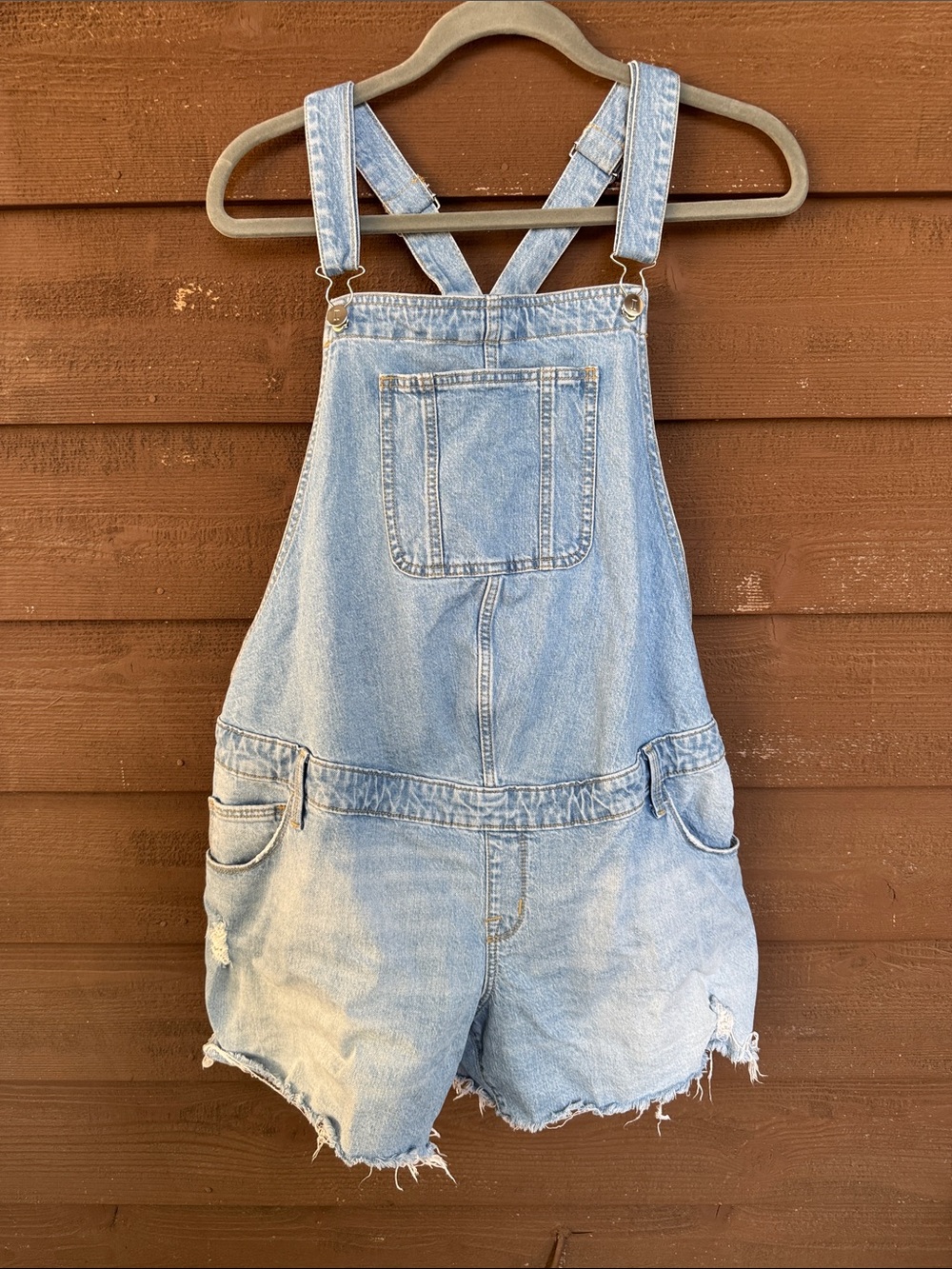 Isabel Maternity by Ingrid & Isabel Light Wash Denim Short Overalls size 16